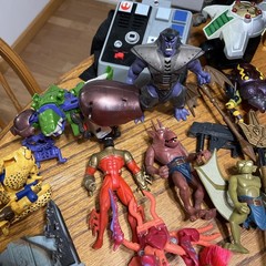 100+ 90’s loose action figure lot Snake Man Capcom Mega Man, Bandai, TMNT Marvel
