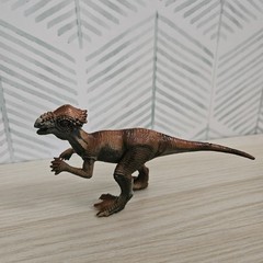 Dinosaurs Figure Toy LOT of 7 Multiple Dinosaurs. Triceratops Pachycephalosaurus