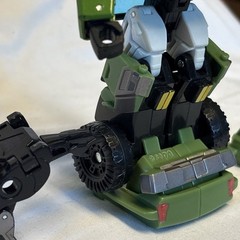 Transformers Universe Deluxe Class Hound & Ravage Hasbro 2008 Complete