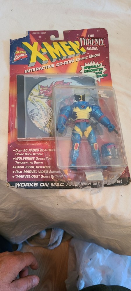 1996 Toy Biz X-Men Phoenix Saga Wolverine Action Figure With CD-Rom Comic Book