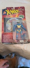 1996 Toy Biz X-Men Phoenix Saga Wolverine Action Figure With CD-Rom Comic Book