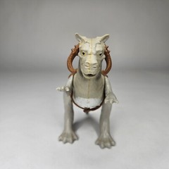 Kenner Star Wars 1979 ESB Tauntaun With Original Saddle Closed Belly