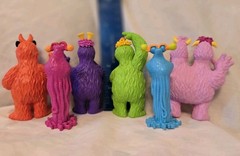6 Sesame St PVC Figures: Pink & Blue Yip Yips, 2-Headed, Honker, Dinger, Frazzle