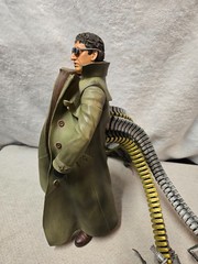 VTG Spiderman Doc Ock 12” Action Figure Dr Octopus 2004 Movie Toy Otto Octavius