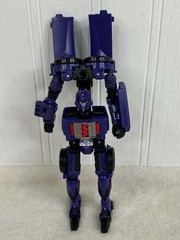 Transformers Legacy Evolution Shadow Striker Deluxe Class Complete