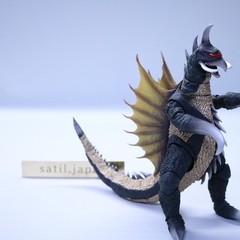 [USED] BANDAI SPIRITS S.H.MonsterArts Godzilla GIGAN 1972 Action Figure