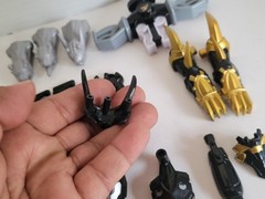 Mighty Morphin Power Rangers Bandai Lot Replacement Parts Accessories Armor