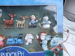 Playing Mantis RUDOLPH AND THE ISLAND OF MISFIT TOYS Figure 12 pc Boxed Set 2001