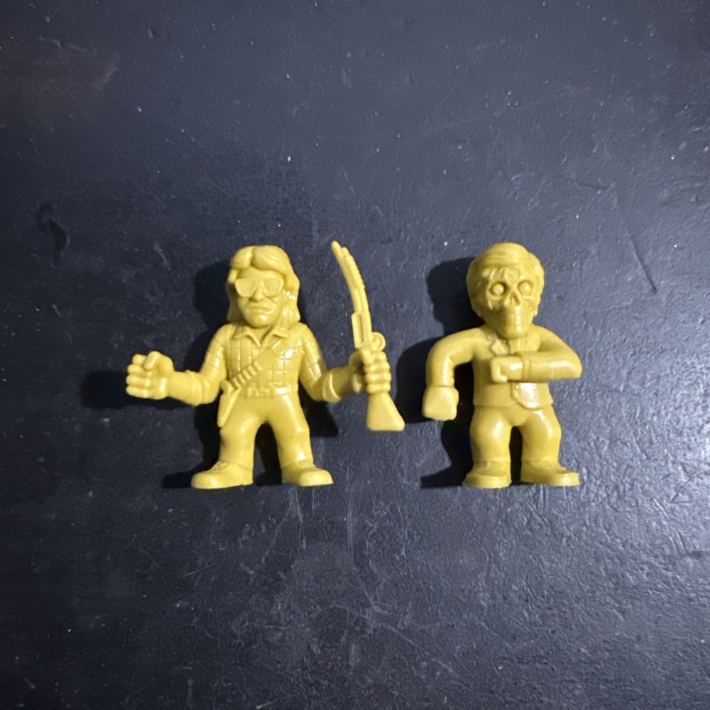 Culture Fly Tiny Mights Horror They Live John Nada & Male Alien Figure Yellow