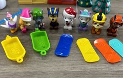 Paw Patrol Christmas Winter Playset 2″ Figures – Advent Calendar 24 Pc Complete