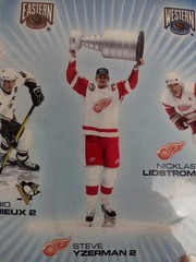 Steve Yzerman Detroit Red Wings NHL Series 6 Figure With Stanley Cup McFarlane