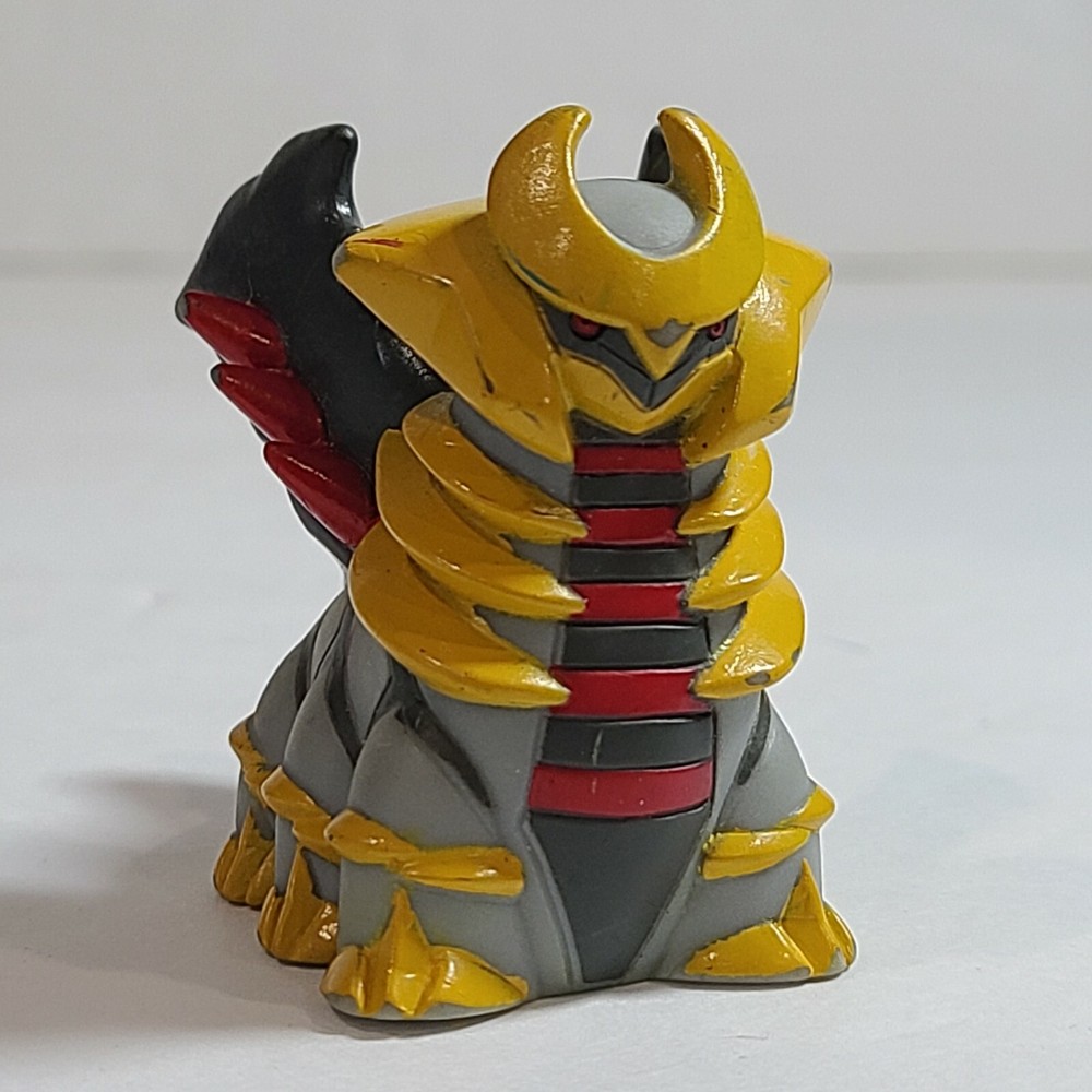 2006 Pokemon Finger Puppet Giratina Figure Gotta Catch Them All Nintendo Bandai