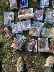 Large Lot Of 90s Action Figures Star Wars, Star Trek Etc… See Photos