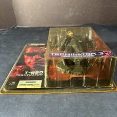 T-850 TERMINATOR 3 ACTION FIGURE MCFARLANE ARNOLD SUNGLASSES YELLOW
