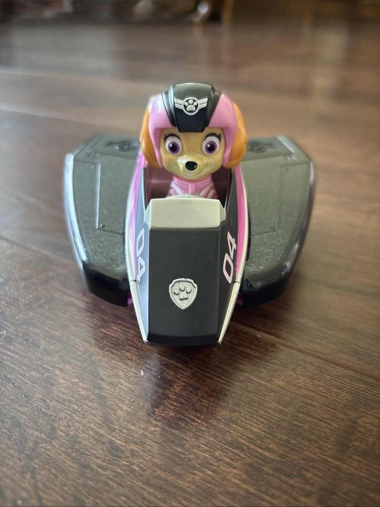 Paw Patrol Jet To The Rescue Skye Deluxe Transforming Vehicle w/lights & sounds