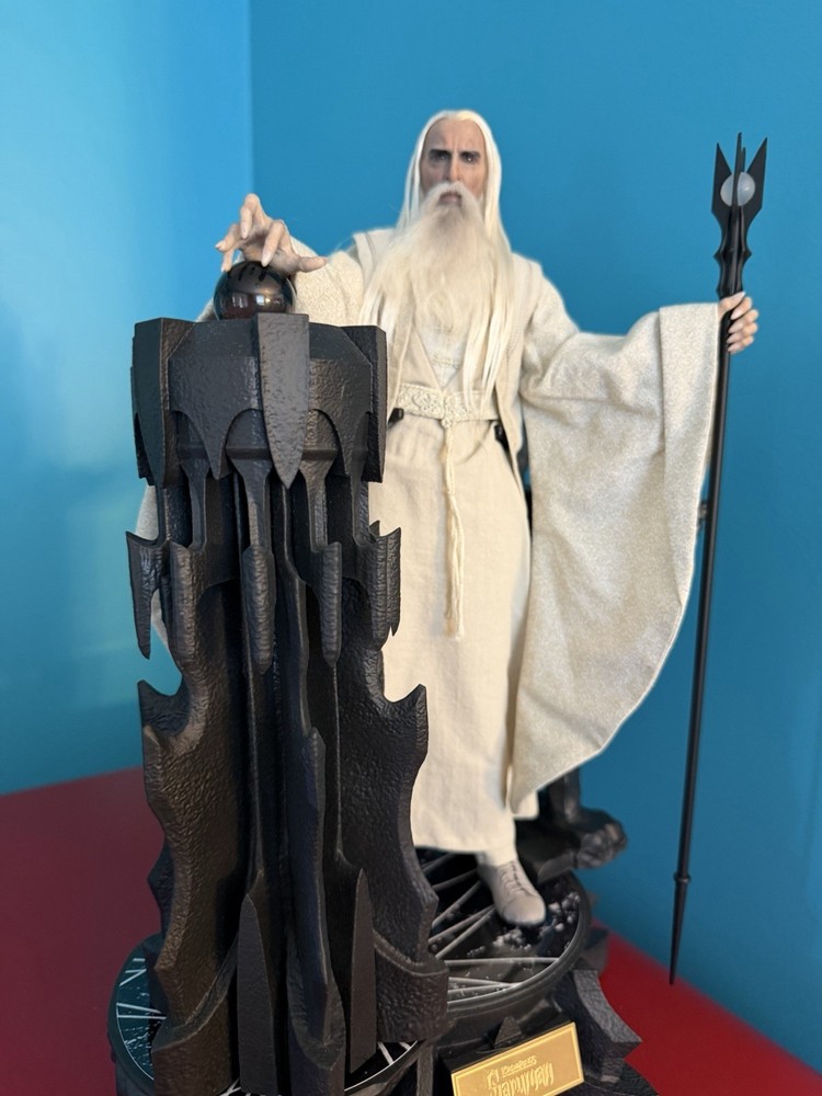 Asmus Toys Lord of the Rings Saruman Crown Series