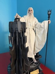 Asmus Toys Lord of the Rings Saruman Crown Series