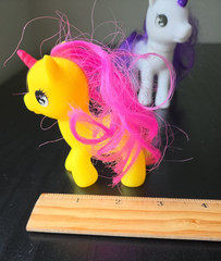Lot Of 2 Large Plastic Play Horses Ponies White Yellow Toy Figure Unbranded