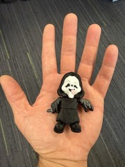 Ghostface Scream Mini Figurine w/ Knife Accessory Black White 3in articulating ￼