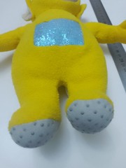 Tellytubbies Laa-Laa Golden Bear 1996 Play Learn W/ Sleepy Time Eyes vintage TOY
