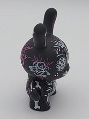 Kidrobot 2010 Dunny 2Tone Untitled By Maxx242 (Black Version) 3″ Figure 1/16