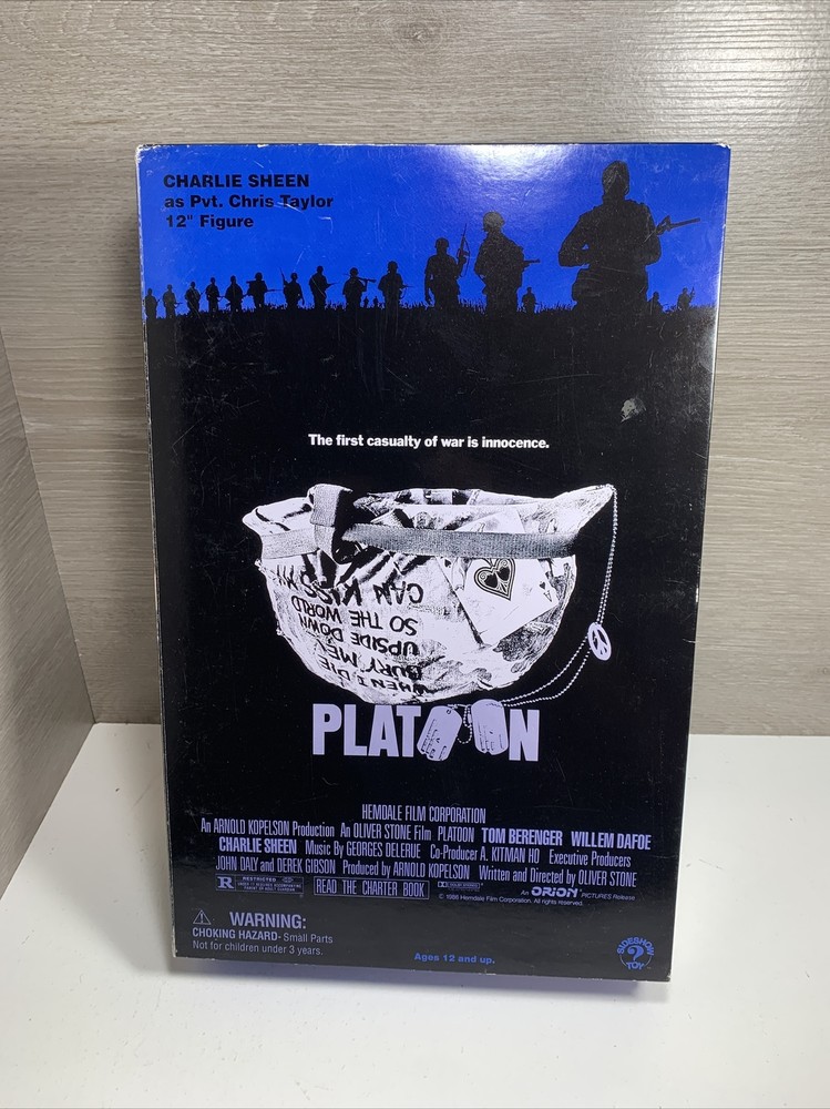 Platoon Action Figure – Charlie Sheen as Pvt. Chris Taylor 12” – Sideshow Toy