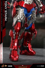 Hot Toys Iron Man 2 Tony Stark Mark V Suit Up Version Deluxe 1/6 Figure In Stock