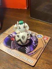 Bakugan Pearl B1 Mantis Pearl