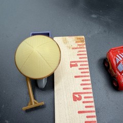 Disney Pixar Cars Plastic & Mini Die cast Mater Luigi Lightning McQueen 8 Piece