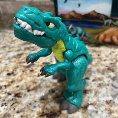 JARU DINOSAUR LOT OF 8 PLUS BONUS CARRY CASE & 5 EXTRA DINOS FREE SHIPPING