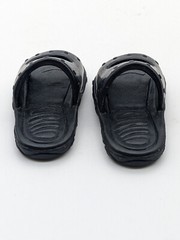 1990’s 1/6 SCALE HASBRO GI JOE PLASTIC FOOT CAST ACCESSORY + 1-PAIR SANDALS