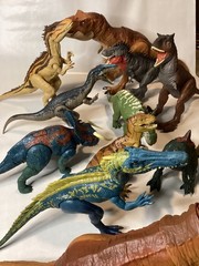 Jurassic World – Lot of 14 Dinosaurs – Large triceratops T. Rex