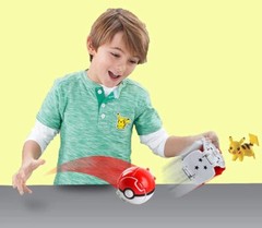 TOMY Pokemon Throw N Pop Poke Ball with Extra Pokemon – Ready to Battle – “NEW”