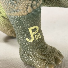 Triceratops JP08 Jurassic Park Kenner 1993 Figure jp 08 dinosaur