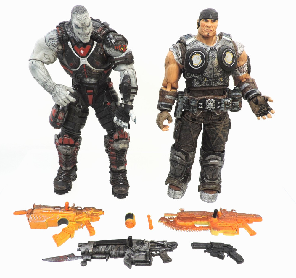 Lot (2) Gears of War 7″ Action Figures with Accessories