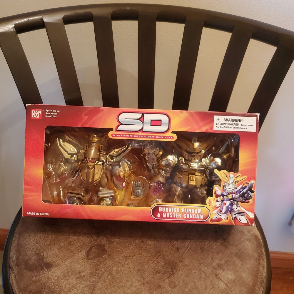 NEW Bandai Superior Defender SD Burning Gundam & Master Gundam Figures