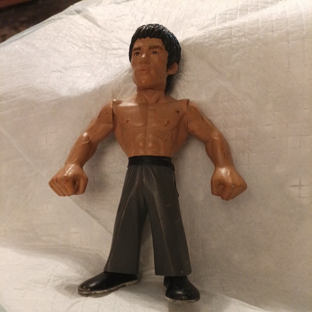 6″ Bruce Lee Fan Atiks Action Figure Round 5 Enter the Dragon Excellent Cond.