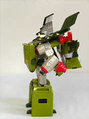 Transformers Cybertron Jetfire Ultra Class 2005 – NEAR COMPLETE