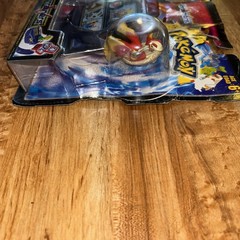 Hasbro – Pokemon V Trainers – GLACIA with Mudkip & Blaziken Battle Pack NIB