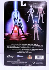 Disney’s Tron (1982) INFILTRATOR FLYNN 7″ Figure Diamond Select TOY NEW