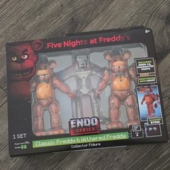 Five Nights at Freddy’s Endo Series Classic Freddy & Bonnie Collector Figure NEW