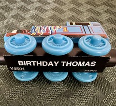 Thomas & Friends Birthday Party Wooden Train Engine Toy 2012