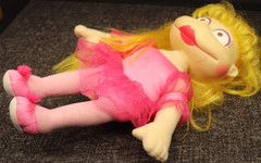 12″ Nick Rugrats Make Up Pretty Angelica Pickles Princess Doll Mattel 1999