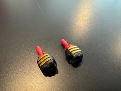 Marvel Legends 6″ Scale SWORD HANDS PAIR DEADPOOL DOGPOOL 1/12 KITBASH