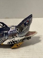 2001 Transformers Robot in Disguise SKY-BYTE Predacon Shark Hasbro Vintage Parts