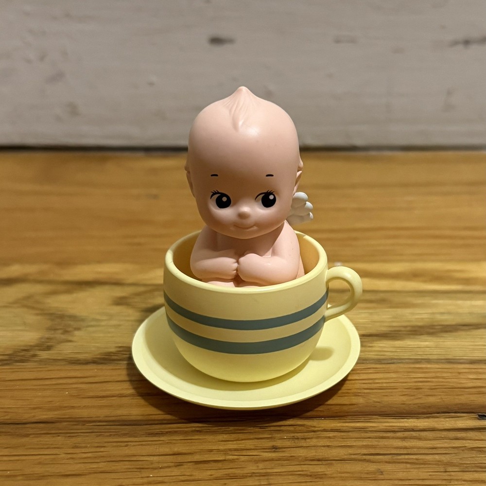 Kewpie In Cups Figure Series Smoko 3-Inch Mini-Figure