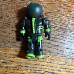 Jazware LLC ROBLOX Series 1 Champions Overseer Action Figure Approx. 2 3/4″