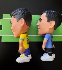 LOT of 2 Zuru FIFA World Cup Ballers Series 1 CASEMIRO Brazil UGARTE Uruguay