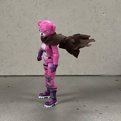 SU-CH-375SCR-TN: Short Wired Fabric Scarf for 1/12 or 1/18 figure – Dark Brown