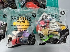 Charlie Brown Peanuts Movie Figures Lot Of 11 Snoopy Happy Meal Toys Cake Topper
